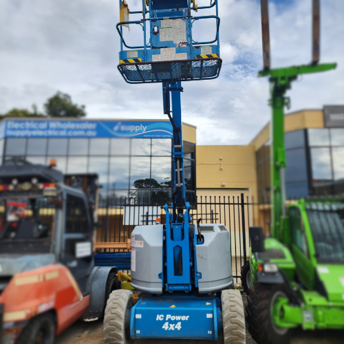 34ft knuckle boom lift