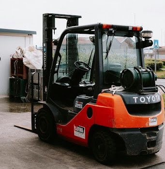 China Customized Electric Forklift