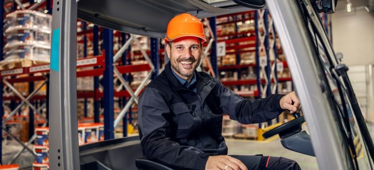 forklift rental services